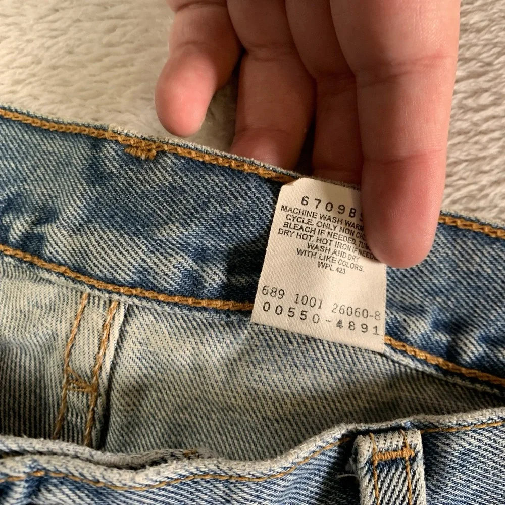 Vintage Levis 550 Jeans Mens 35x30 Blue‎ Light Wash Relaxed Fit Tapered Red Tab